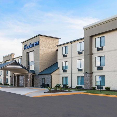 Comfort Inn Metro Airport Romulus Exterior photo