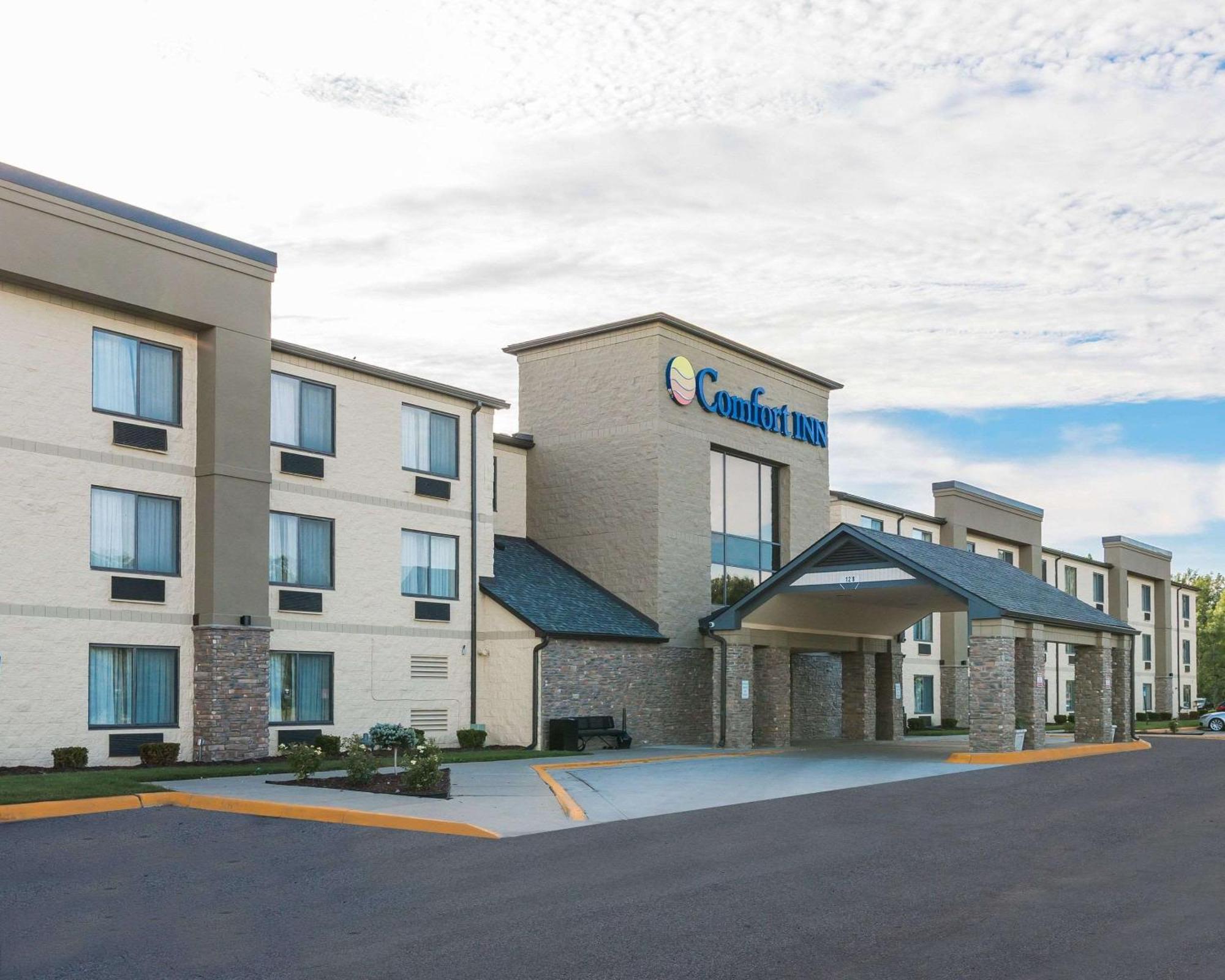 Comfort Inn Metro Airport Romulus Exterior photo